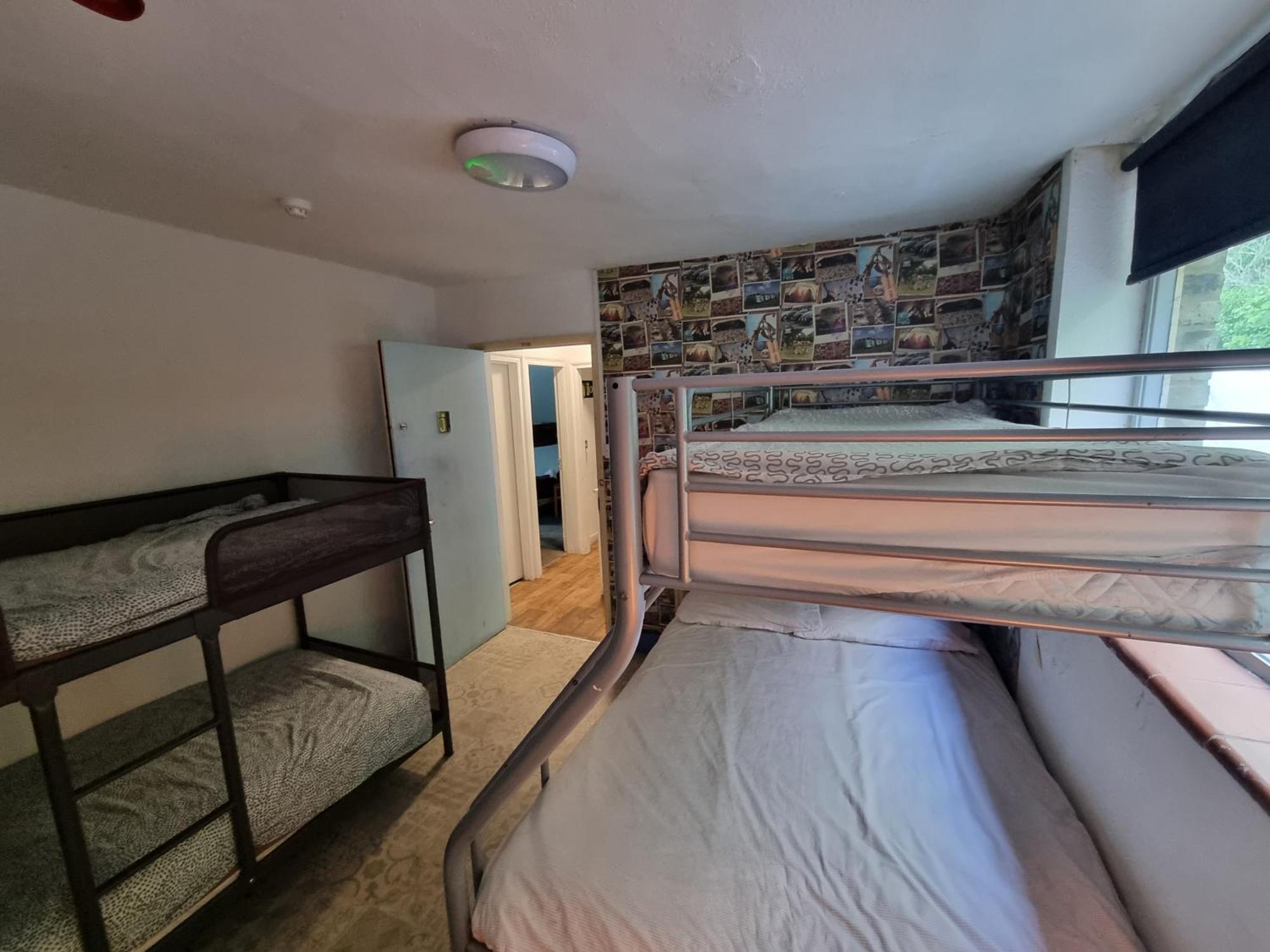 First And Last Youth Hostel Дувр Экстерьер фото