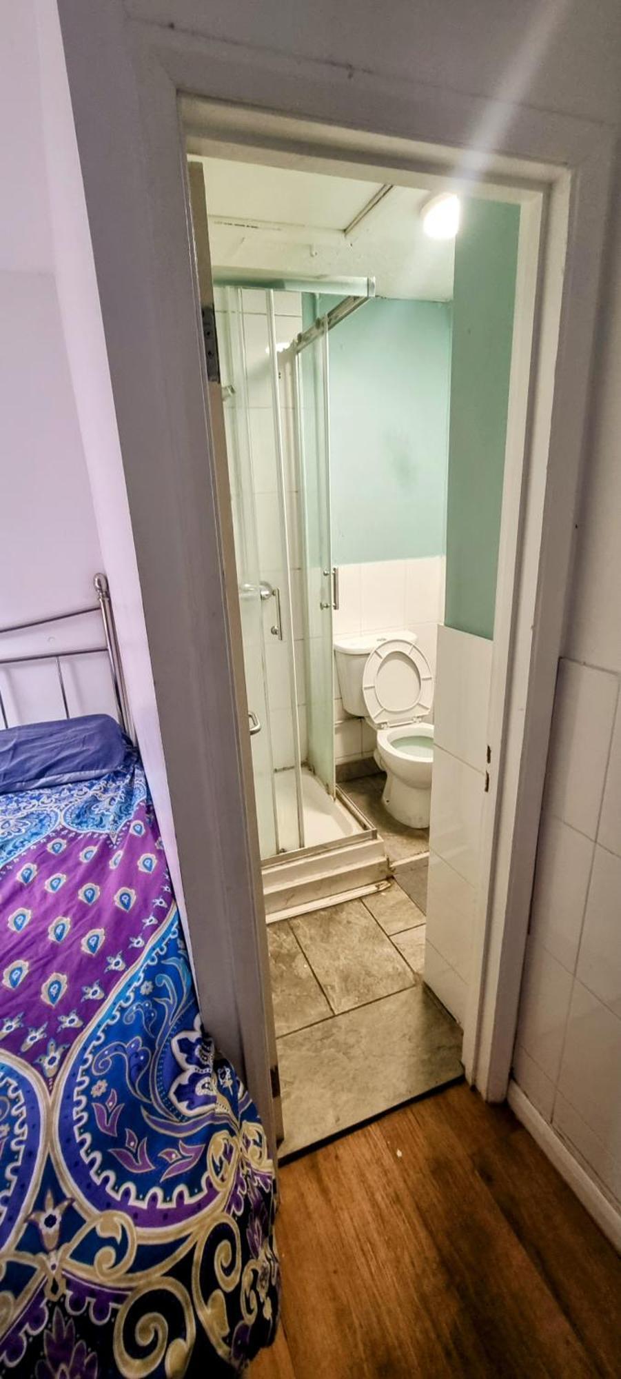 First And Last Youth Hostel Дувр Экстерьер фото